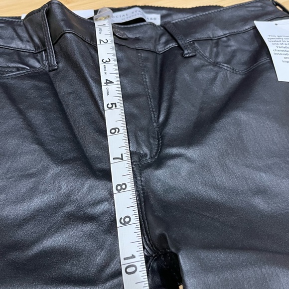 NWT Faux Leather Look Social Standard Skinny Ankle Jeans, Sz 6 - Picture 15 of 16